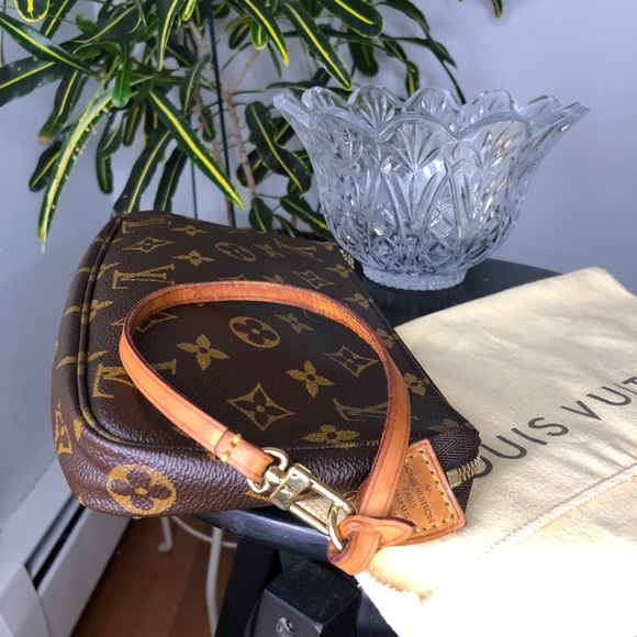 SOLD - Picture 7 of 8